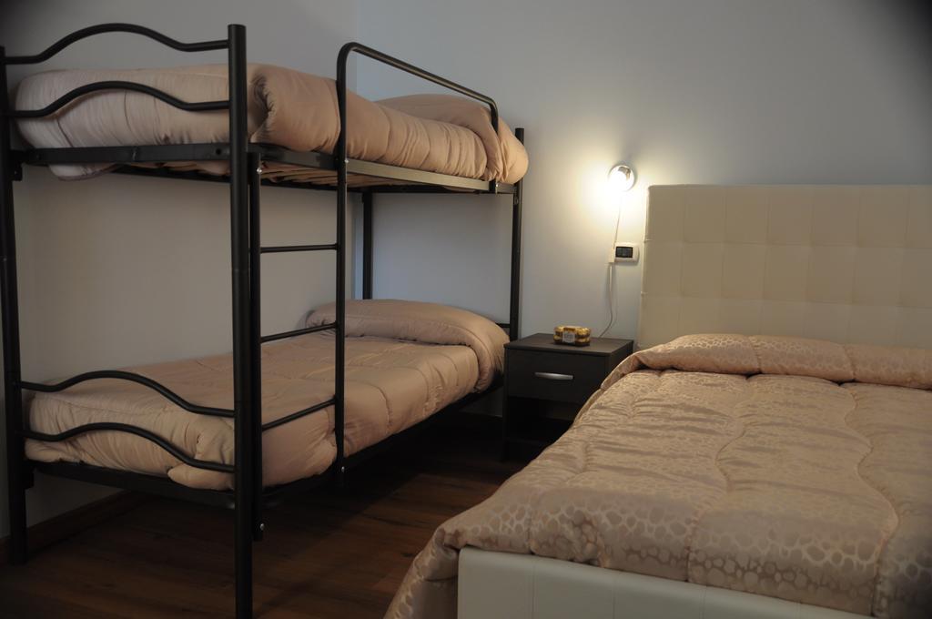 Oasi Puntese Hotell Tremestieri Etneo Eksteriør bilde